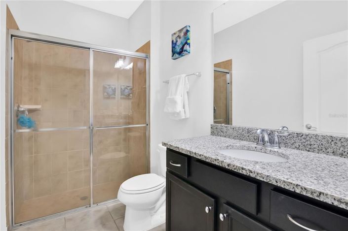 Image No.24-5 Bed Townhouse for sale