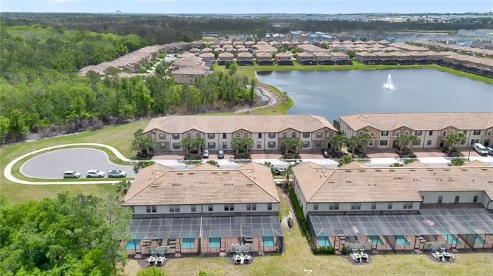 Image No.37-5 Bed Townhouse for sale