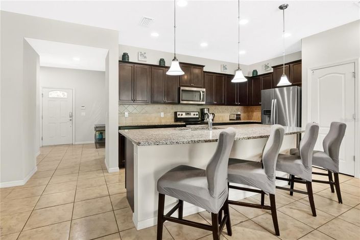 Image No.4-5 Bed Townhouse for sale