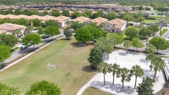 Image No.40-5 Bed Townhouse for sale