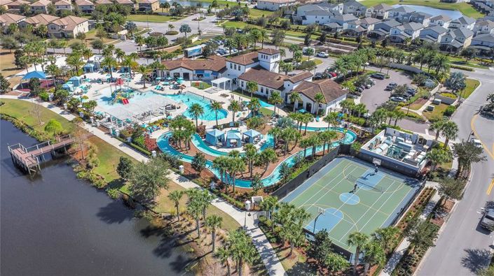 Image No.44-5 Bed Townhouse for sale