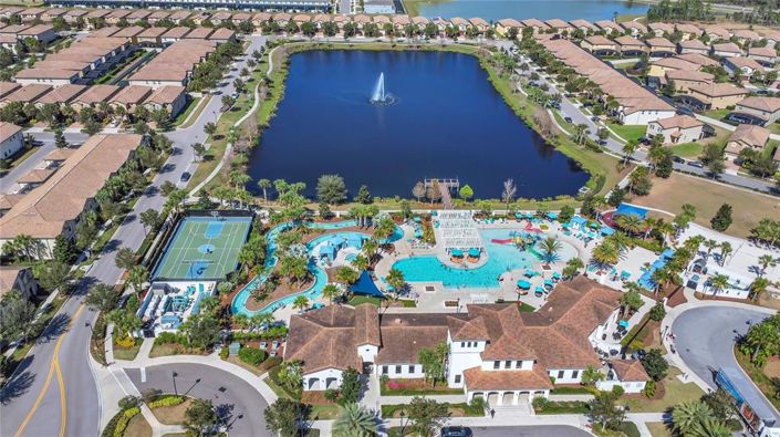 Image No.45-5 Bed Townhouse for sale