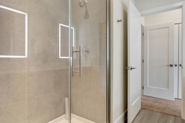 Image No.15-3 Bed Townhouse for sale