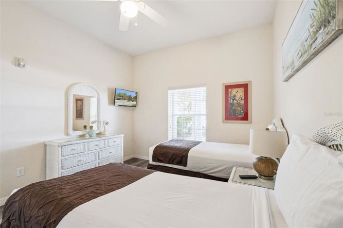 Image No.18-3 Bed Property for sale