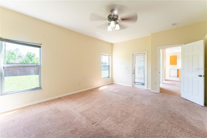 Image No.11-Propriété de 4 chambres à vendre à Kissimmee