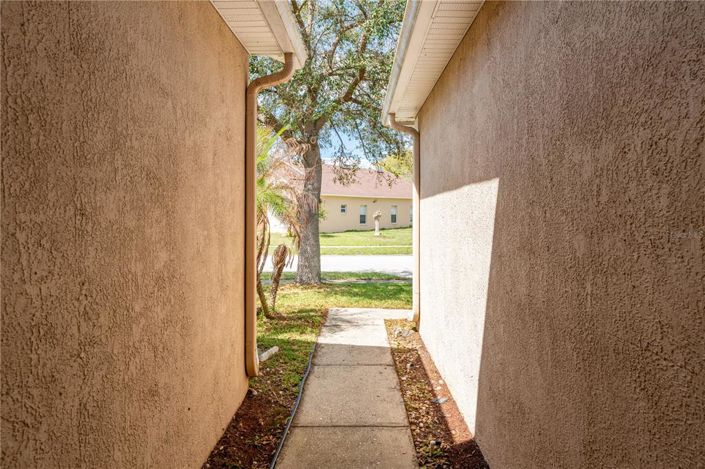 Image No.2-Propriété de 4 chambres à vendre à Kissimmee