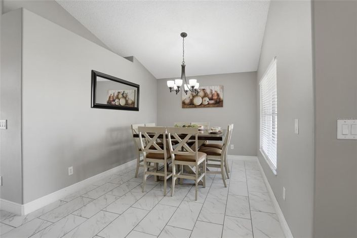 Image No.16-4 Bed Property for sale