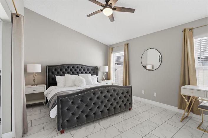 Image No.17-4 Bed Property for sale