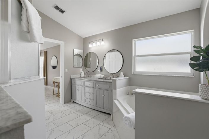 Image No.22-4 Bed Property for sale