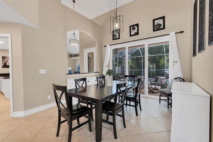 Image No.14-3 Bed Property for sale