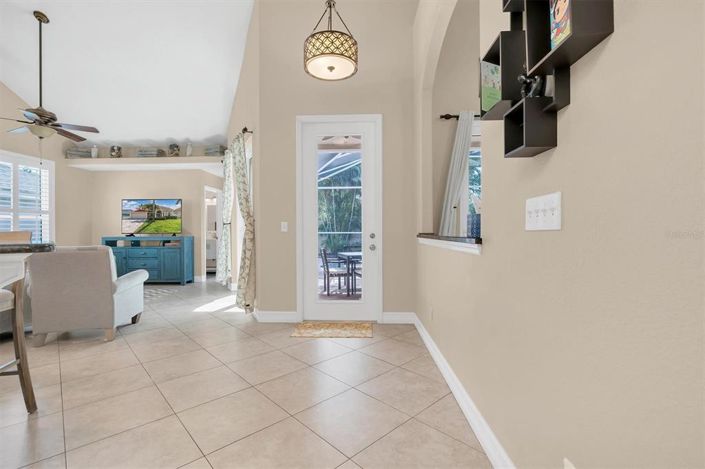 Image No.18-3 Bed Property for sale