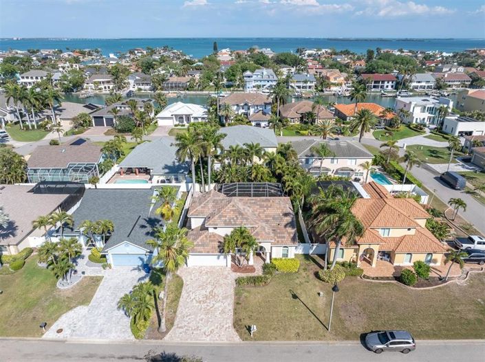 Image No.2-3 Bed Property for sale