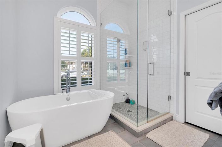 Image No.22-3 Bed Property for sale