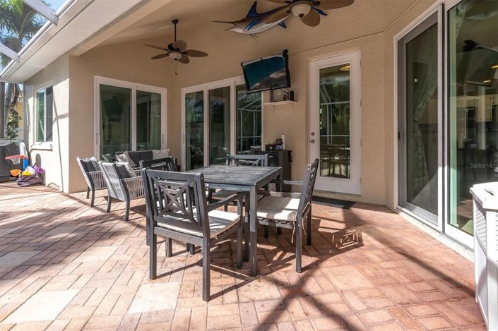 Image No.36-3 Bed Property for sale