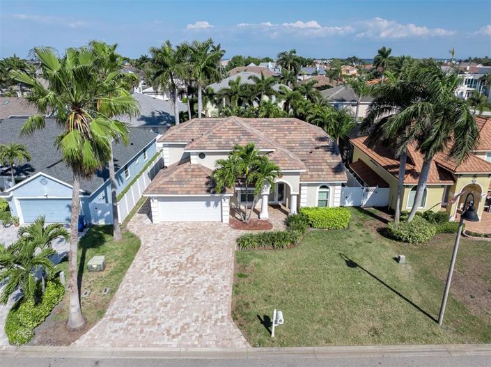 Image No.47-3 Bed Property for sale