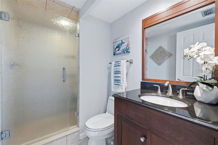 Image No.20-2 Bed Property for sale