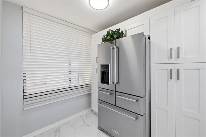 Image No.23-2 Bed Property for sale