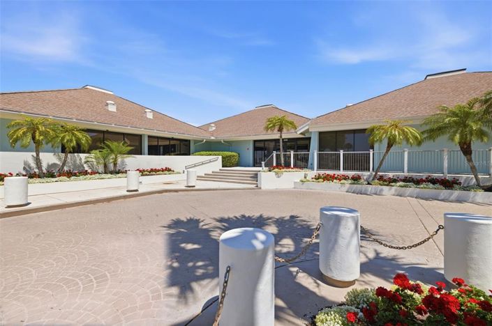 Image No.35-2 Bed Property for sale