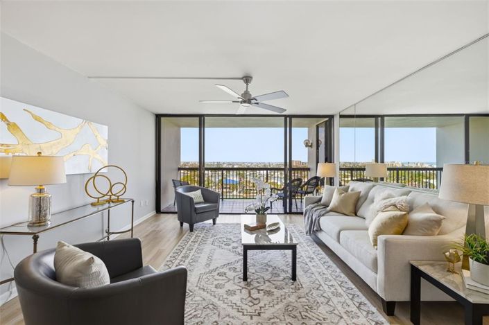 Image No.7-2 Bed Property for sale