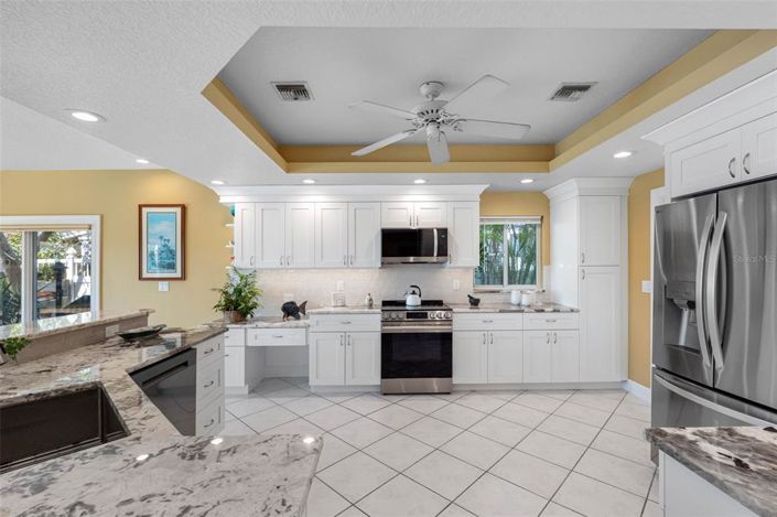 Image No.23-4 Bed Property for sale