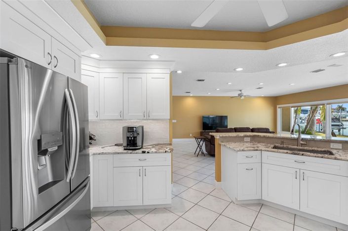 Image No.29-4 Bed Property for sale