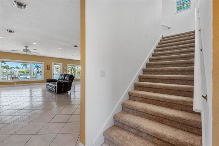 Image No.37-4 Bed Property for sale