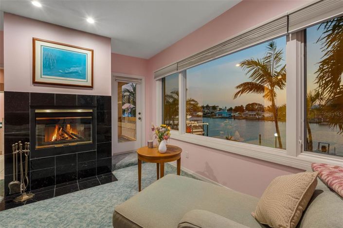 Image No.44-4 Bed Property for sale