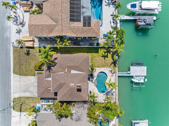 Image No.8-4 Bed Property for sale