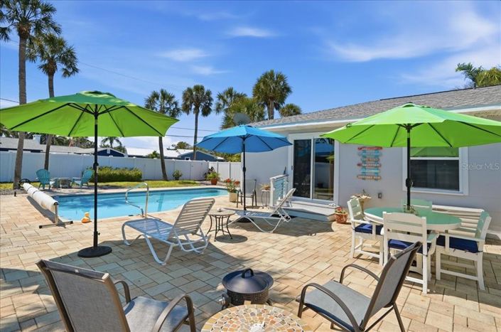 Image No.3-3 Bed Property for sale