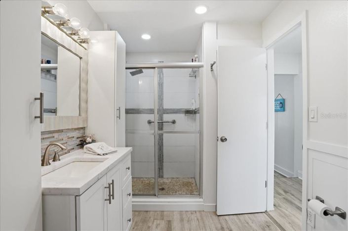 Image No.32-3 Bed Property for sale