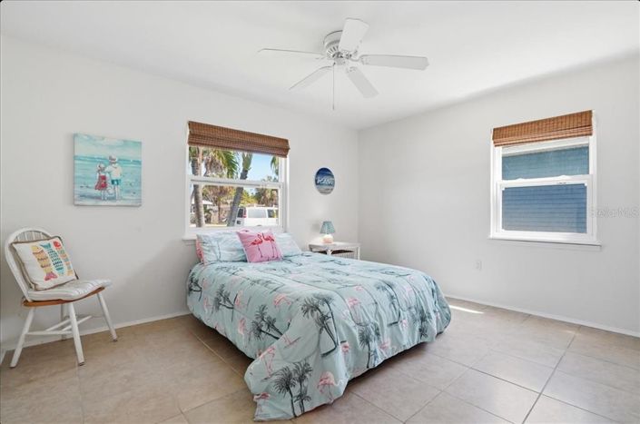 Image No.38-3 Bed Property for sale