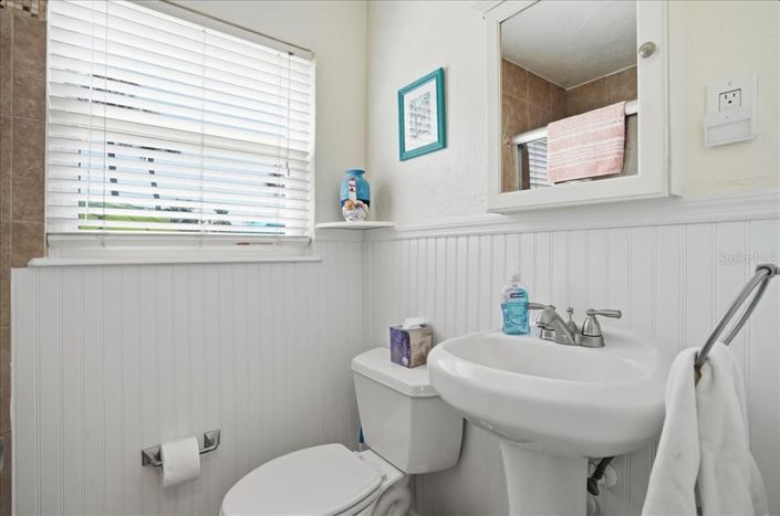 Image No.40-3 Bed Property for sale