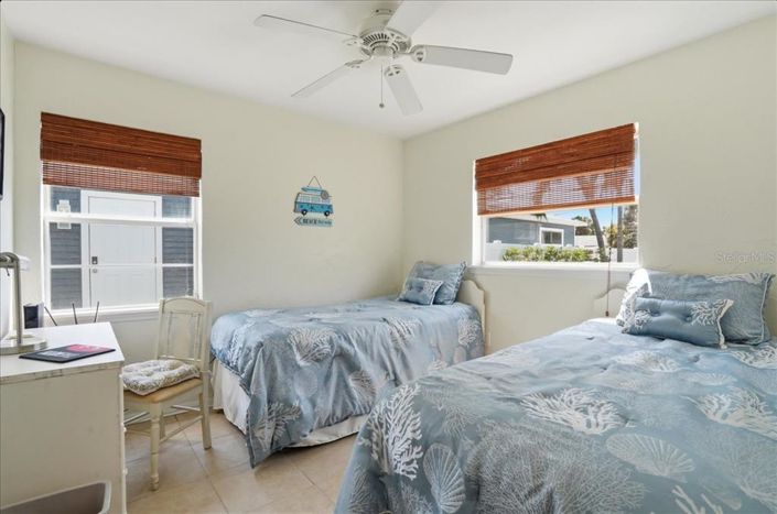 Image No.42-3 Bed Property for sale