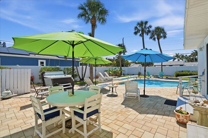 Image No.43-3 Bed Property for sale