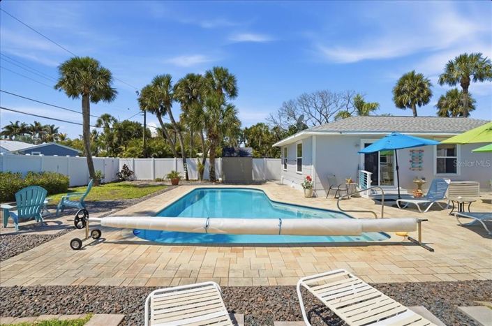 Image No.47-3 Bed Property for sale