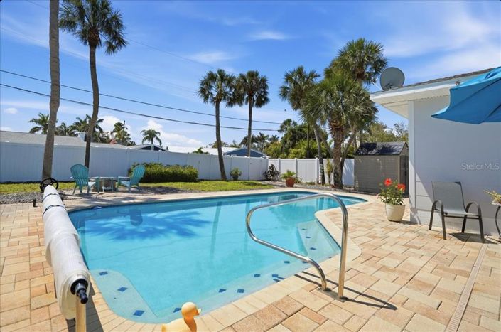 Image No.48-3 Bed Property for sale