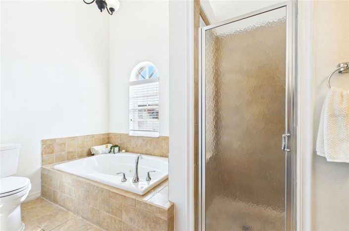 Image No.18-2 Bed Townhouse for sale