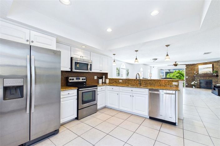 Image No.7-2 Bed Townhouse for sale