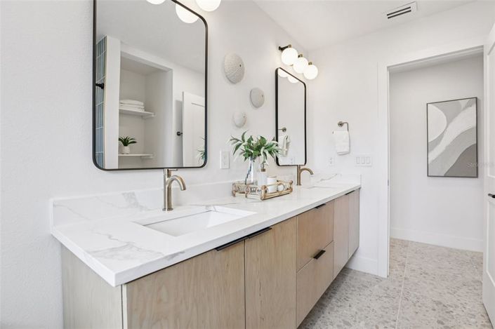 Image No.18-3 Bed Property for sale