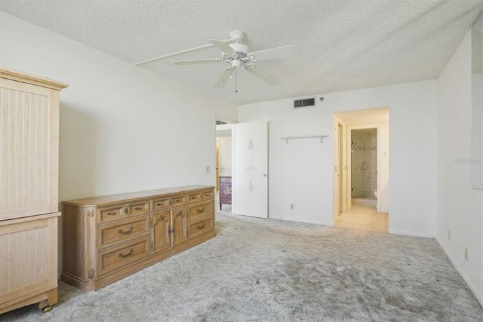 Image No.19-2 Bed Property for sale