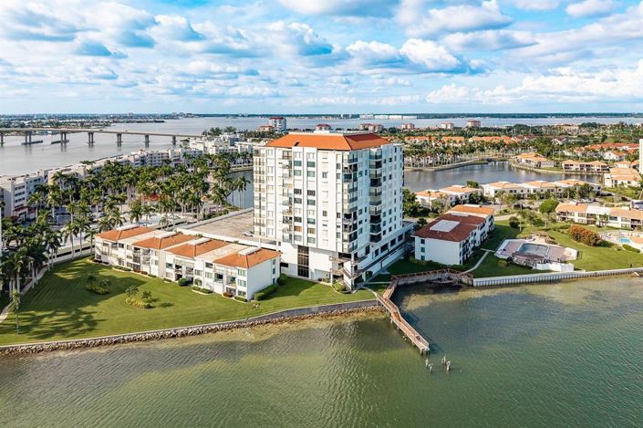 Image No.34-2 Bed Property for sale