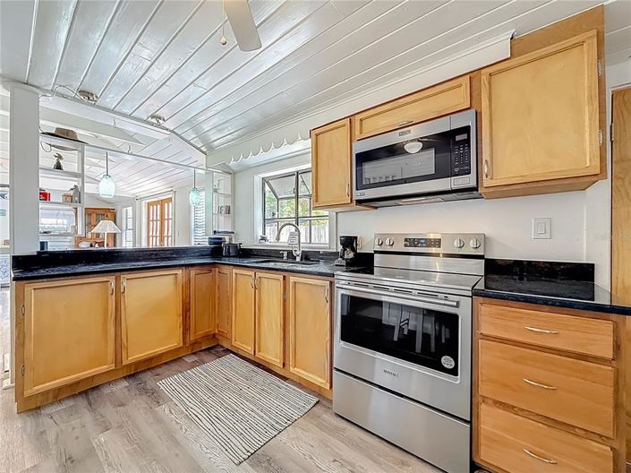 Image No.14-2 Bed Property for sale