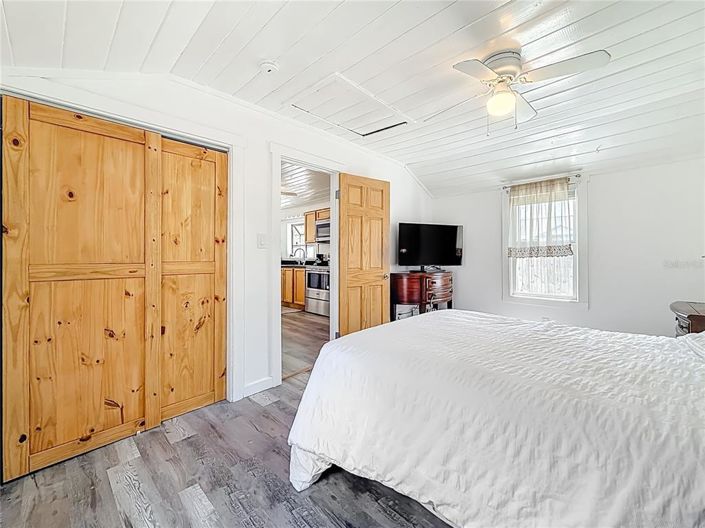 Image No.20-2 Bed Property for sale