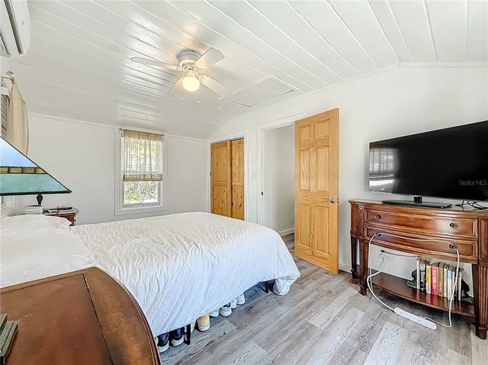 Image No.22-2 Bed Property for sale