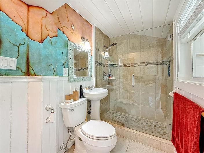 Image No.23-2 Bed Property for sale