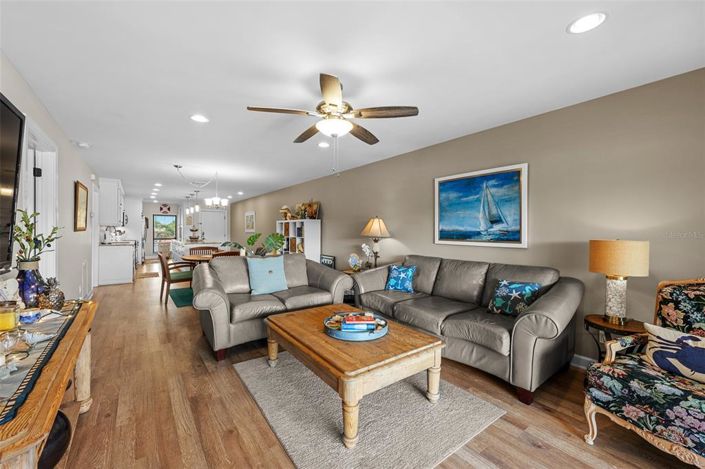 Image No.19-2 Bed Property for sale