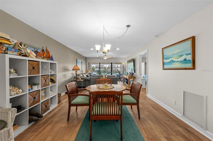 Image No.20-2 Bed Property for sale