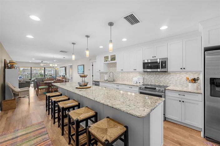 Image No.3-2 Bed Property for sale