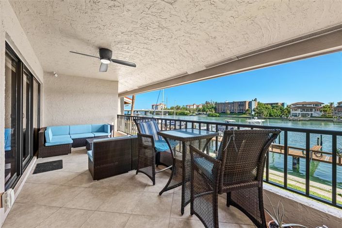 Image No.36-2 Bed Property for sale