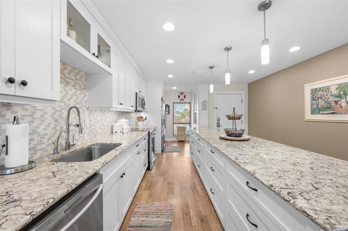 Image No.7-2 Bed Property for sale